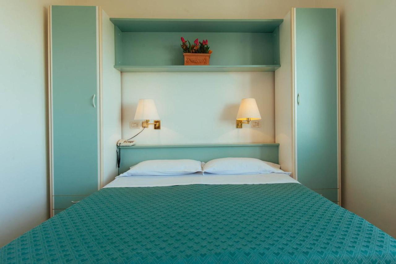 Hotel Perrozzi Vasto Bilik gambar
