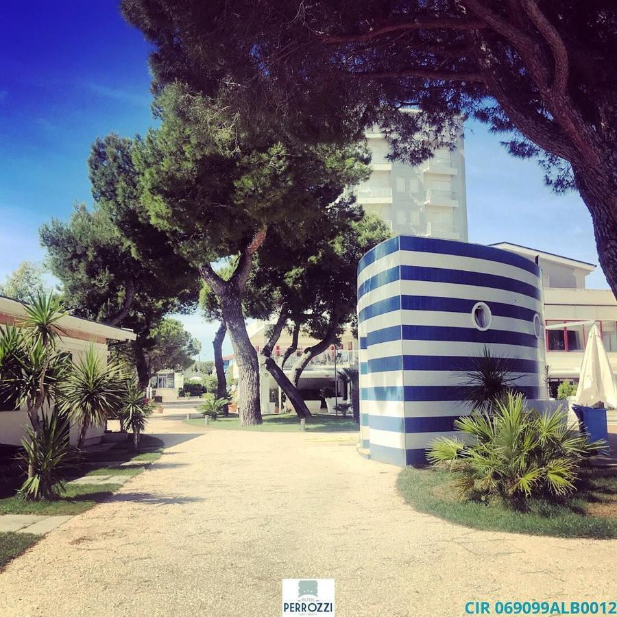 Hotel Perrozzi Vasto Luaran gambar