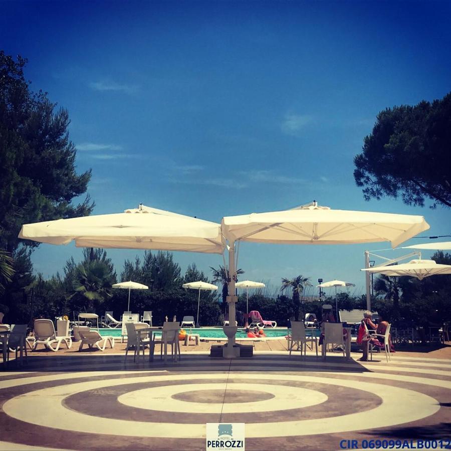 Hotel Perrozzi Vasto Luaran gambar