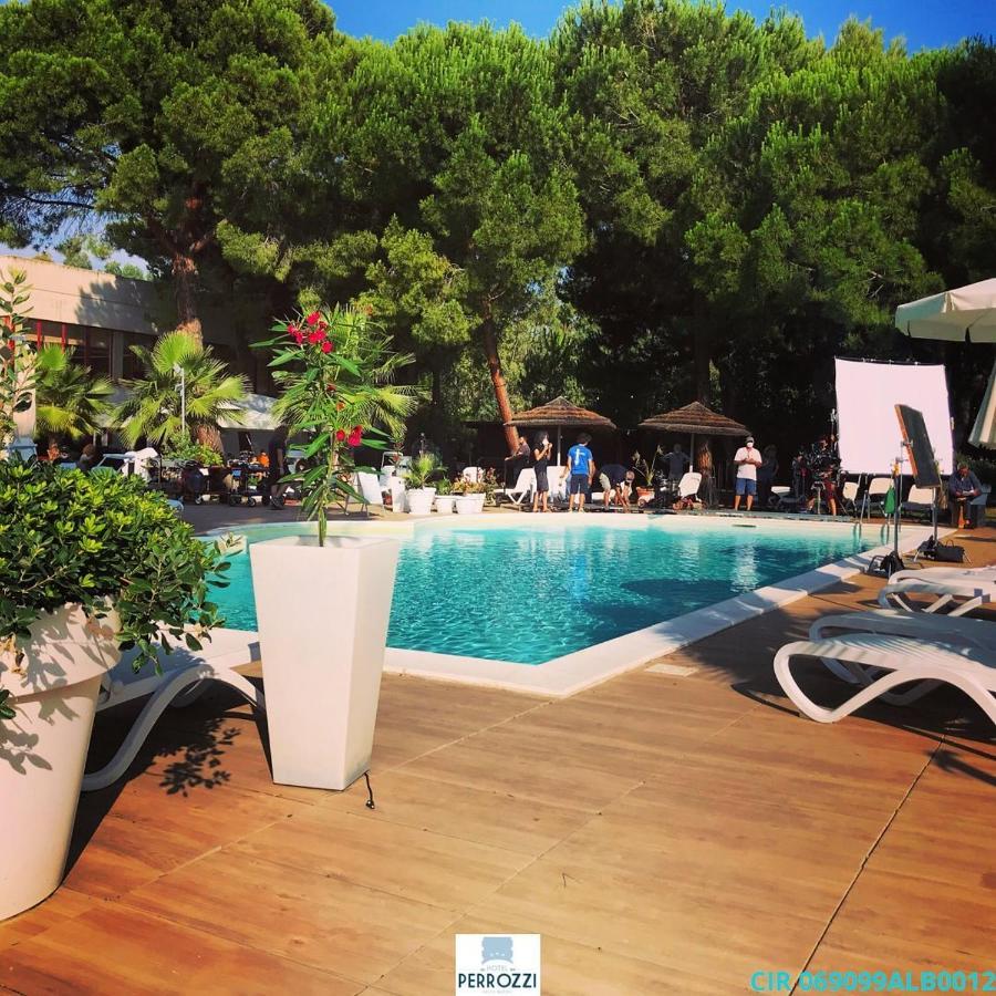 Hotel Perrozzi Vasto Luaran gambar